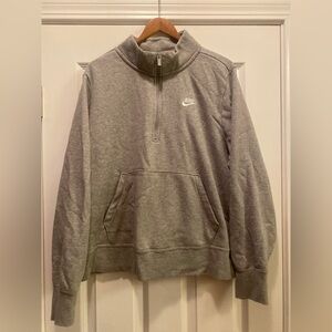 Women’s Nike Pullover Sweatshirt
